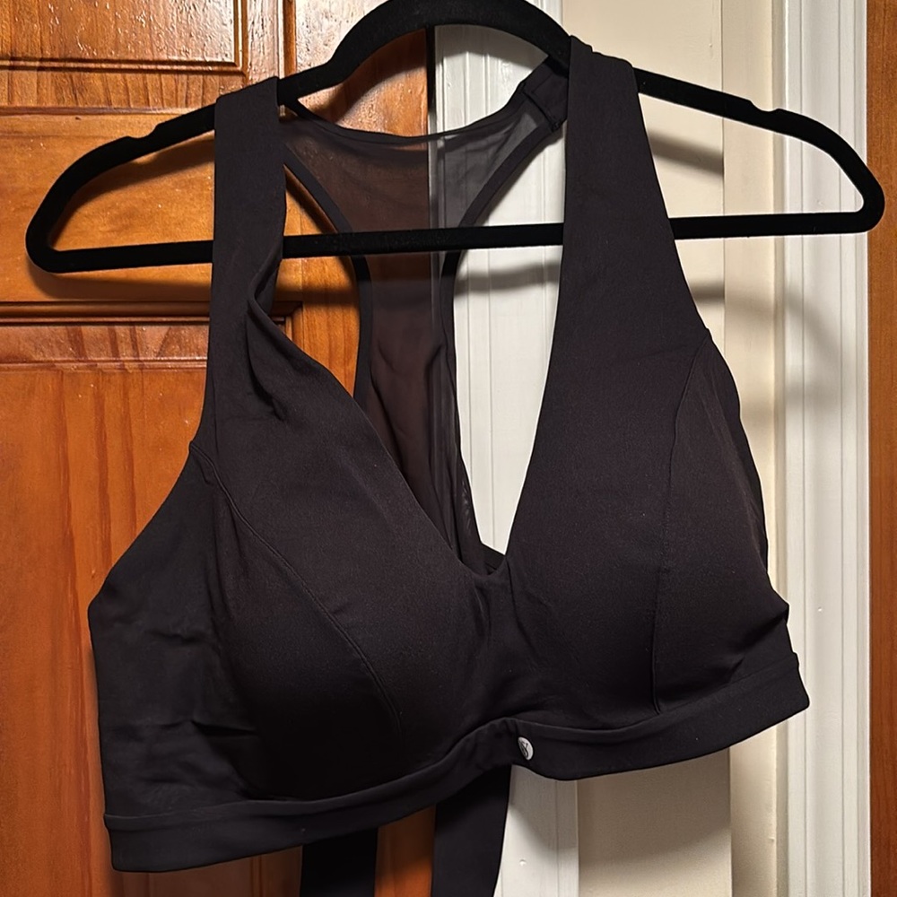 Victoria's Secret Black Elevate Plunge Wrap Sports Bra NWT size XXL Mesh Back